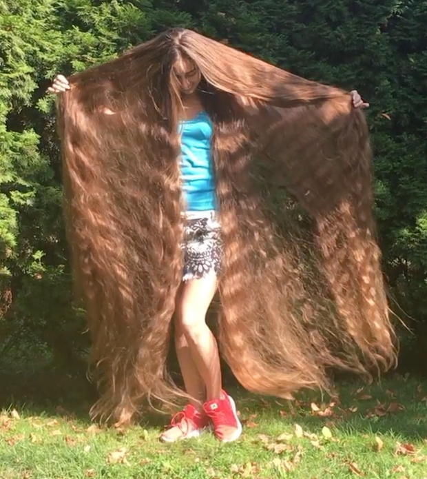 VIDEO - So long, so thick