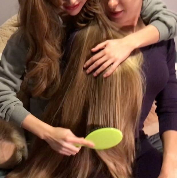 VIDEO - Long hair love