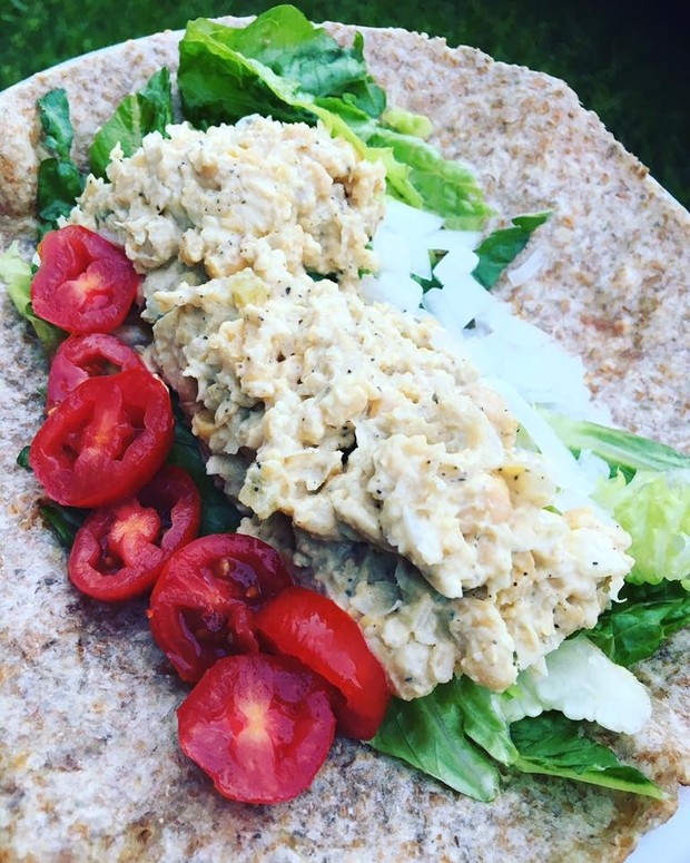 CRAZY URBAN VEGAN E-COOK BOOK Deluxe Edition- Over 100 of Ashley's Vegan Recipes