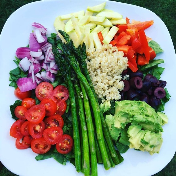 CRAZY URBAN VEGAN E-COOK BOOK Deluxe Edition- Over 100 of Ashley's Vegan Recipes