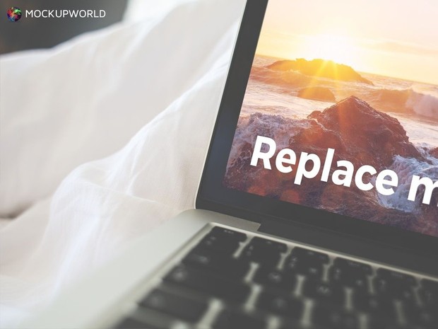10 Mockups Device Bundle (PSD)