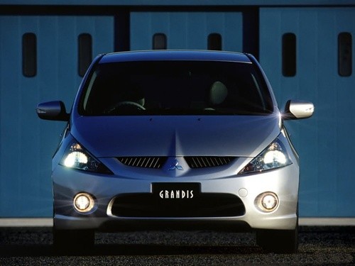 2004 Mitsubishi Grandis Service Repair Workshop Manual Download