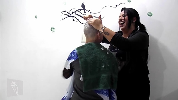 09 Geraldine: Long hair, buzzed nape, undercut, buzzed & headshave