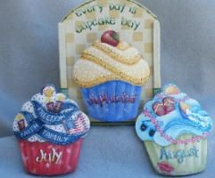 e413 Everyday Cupcakes - July/August/September