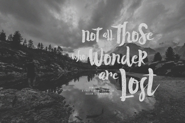 Duwhoers Brush Free Font