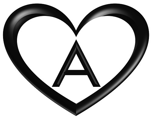 heart-shaped-printable-alphabet-letter-black-white