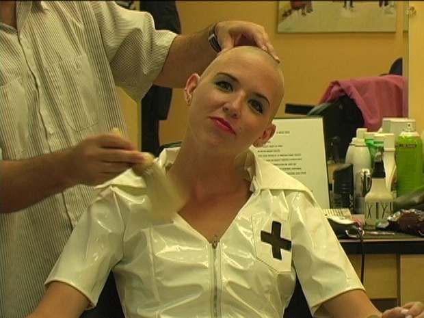 Judebox Jenny's Head Shave at the Too Hot for Hair Show