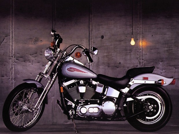 HARLEY-DAVIDSON-TOURING-DYNA-SOFTAIL-MOTORCYCLES-(2005)-PREDELIVERY AND SETUP MANUAL