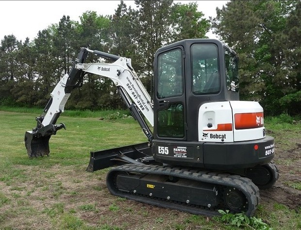 Bobcat E55 Compact Excavator Service Repair Manual (S/N ARWM11001 & Above, S/N ASW311001 & Above)