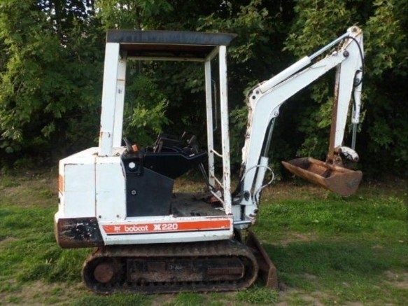 Bobcat X220 Hydraulic Excavator Service Repair Workshop Manual DOWNLOAD (S/N 508211999 & Below)
