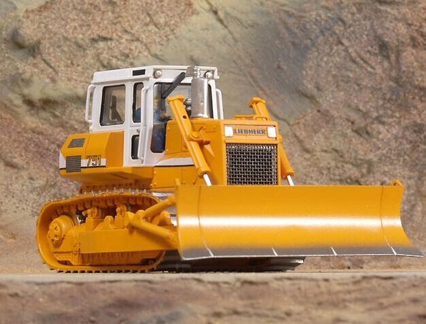 Liebherr PR711 PR721C PR731C PR741C PR751 Crawler Dozer Service Repair Workshop Manual DOWNLOAD