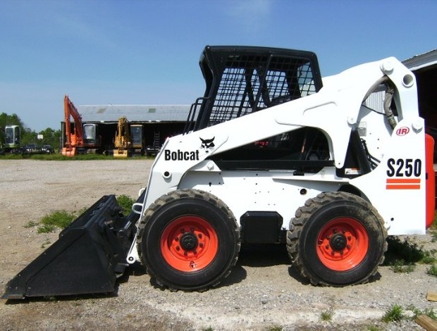 Bobcat S250 Turbo, S300 Turbo Skid - Steer Loader Service Repair Manual (S/N 526011001 & Above... )