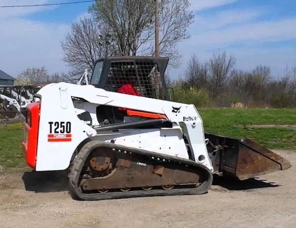 Bobcat T250 Compact Track Loader Service Repair Manual (S/N 531811001 & Above, 531911001 & Above )
