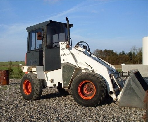 Bobcat 2400 Skid Steer Loader Service Repair Workshop Manual DOWNLOAD