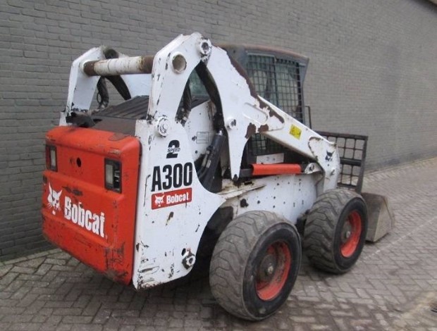 Bobcat A300 Turbo, A300 Turbo High Flow Skid Steer Loader Service Repair Manual S/N 526411001...