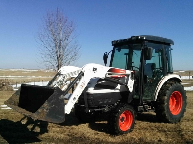 Bobcat CT440, CT445, CT450 Compact Tractor Service Repair Workshop Manual DOWNLOAD