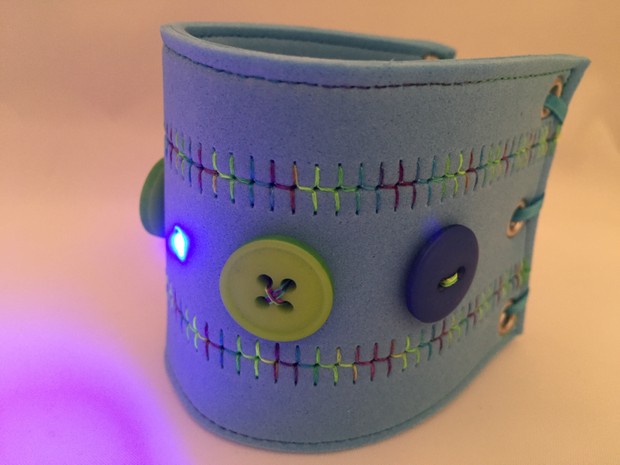 LED Cuff Instructions