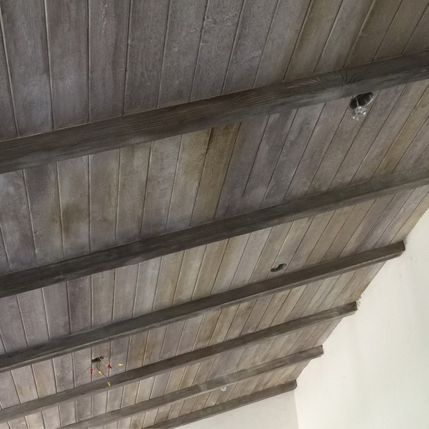 Create Vintage Barn Wood