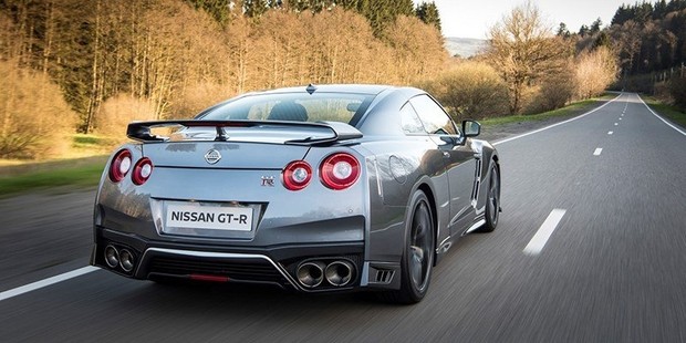 2016 Nissan GT-R, Model R35, OEM Service and Repair Manual (PDF)