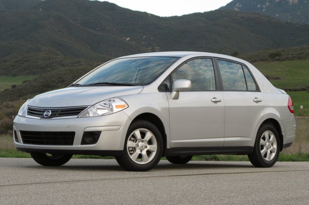 2011 Nissan Versa Factory Service and Repair Manual PDF
