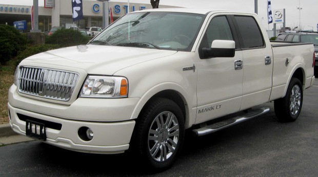 Ford F150 & Lincoln Mark LT 2008 Repair Manual.