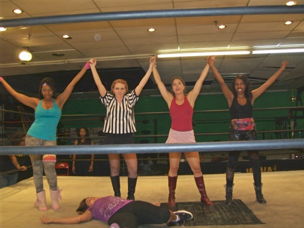 WOMEN FICTITIOUS WRESTLING 2011 Highlights