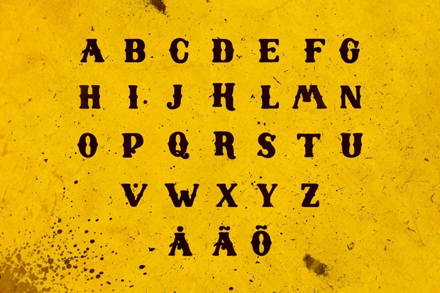 The Pirates Treasure - A handmade typeface
