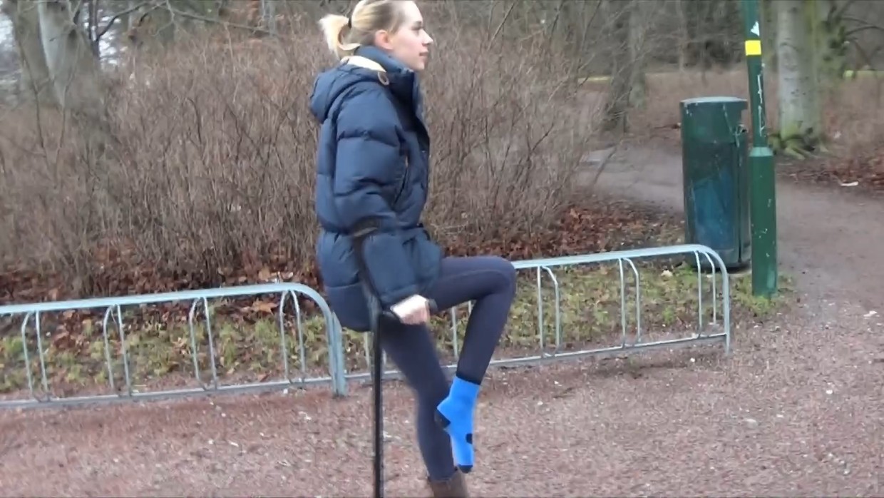 Sunshine 6 Sock Sprain Trying different crutching sk Swecrutch