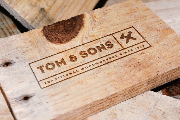 wood engraved logo mockup eamejia