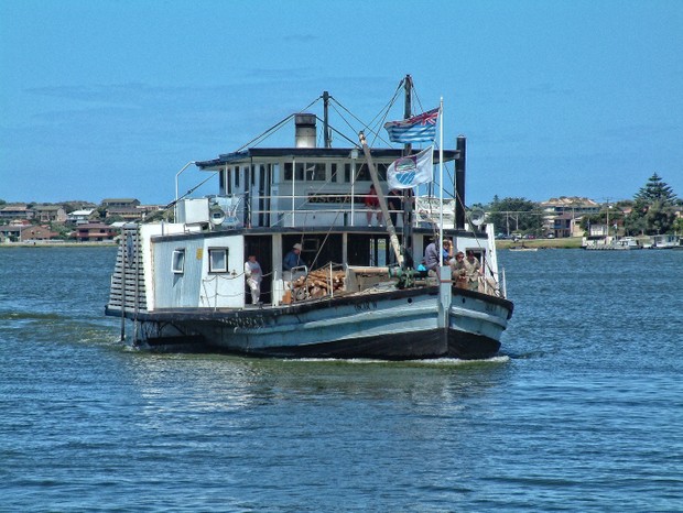 THE PADDLE STEAMER - LIVE JIGSAW PUZZLE (Level Medium)