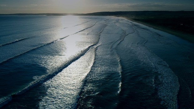 Sleepy Surf - Video Background (1080HD)